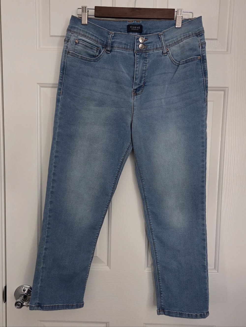Curve Appeal Denim Jeans Women's 12/31 Crop Light Wash Comfort Stretch